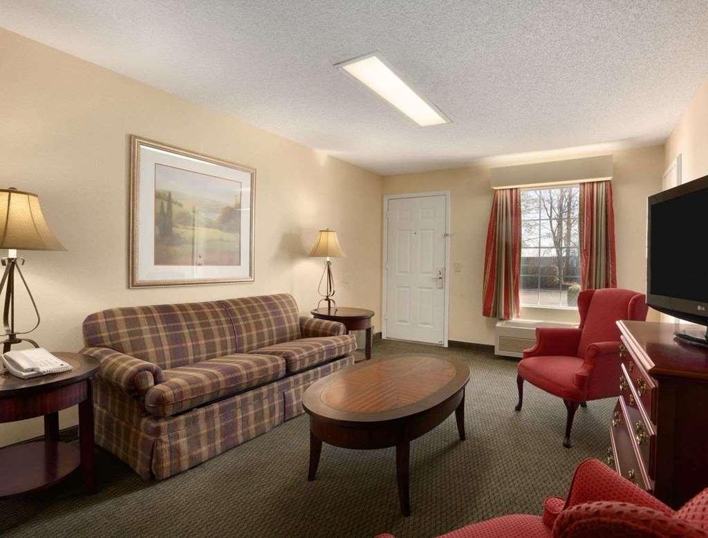เบย์มอนต์ บาย วินด์แฮม ซาเลม โรอาโนก แอเรีย Hotel ซาเล็ม ห้อง รูปภาพ