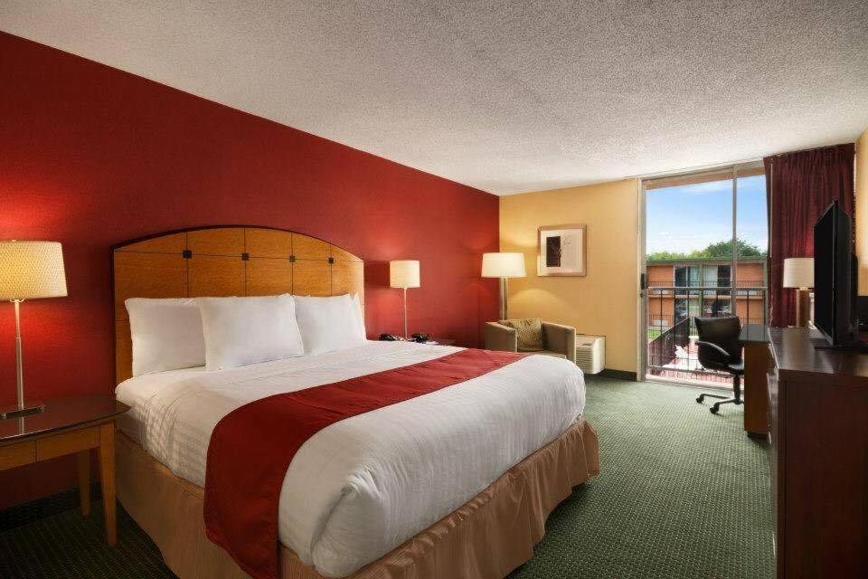 เบย์มอนต์ บาย วินด์แฮม ซาเลม โรอาโนก แอเรีย Hotel ซาเล็ม ภายนอก รูปภาพ